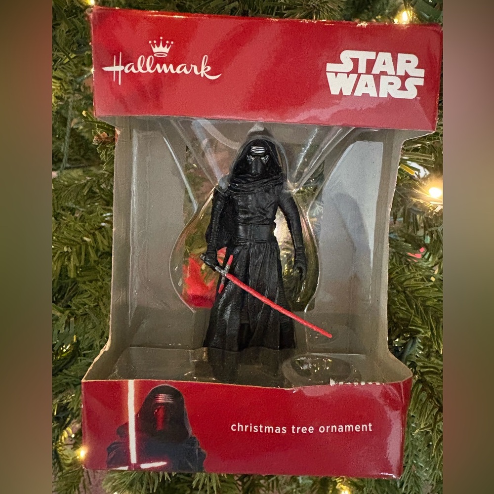 KYLO REN STAR WARS HALLMARK KEEPSAKE ORNAMENT 2016 THE FORCE AWAKENS •NEW IN BOX
